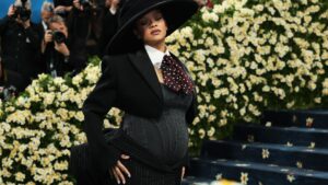 Rihanna-Met-Gala.jpeg