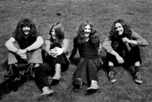 The-band-Earth-later-to-become-Black-Sabbath-pic-2.jpg