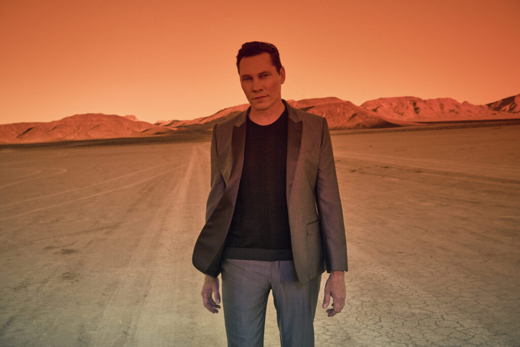 Tiesto-Press-Photo-Photo-Credit_-Beau-Grealy.jpg